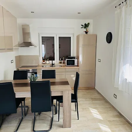 Kuca Za Odmor Romina