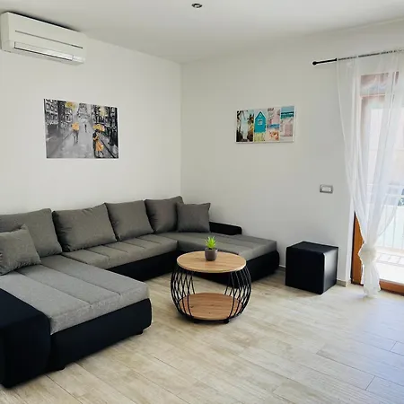 Kuca Za Odmor Romina Apartment Umag